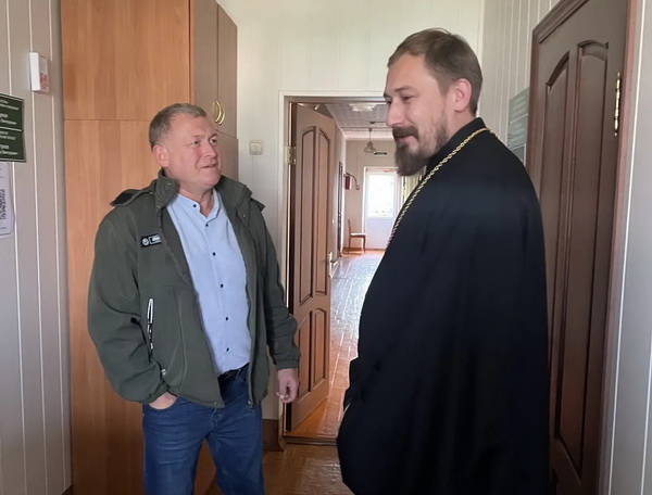 Благочинный Бирского округа поздравил руководство и коллектив Бирского лесхоза с профессиональным праздником